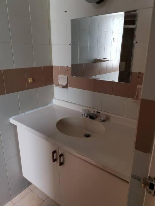 Apartamento Confortable En Hermoso Condominio.
